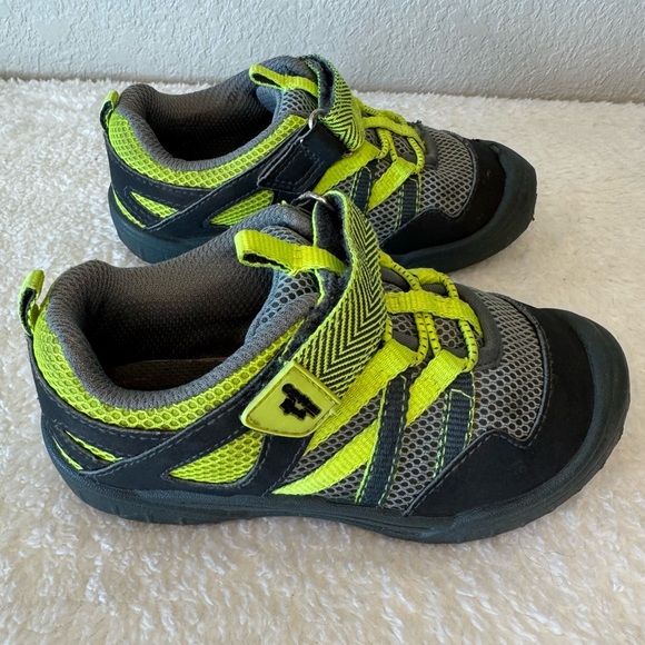 OshKosh B’Gosh Gray and Green Toddler Shoes Size 10 - Picture 4 of 9
